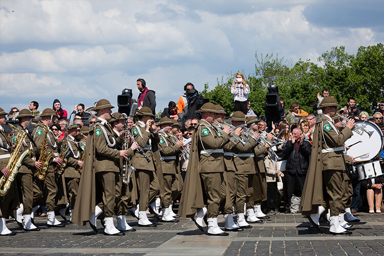 March of military orchestras. Kyiv.